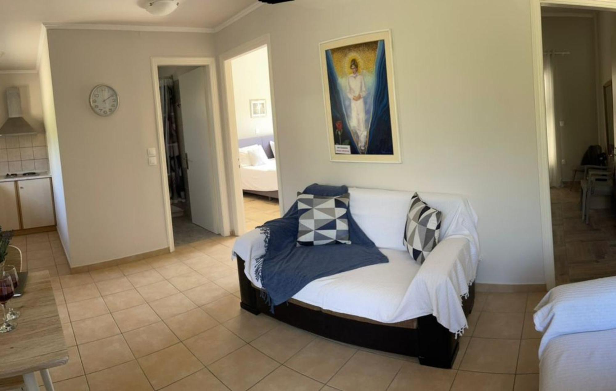 Georgia'S Apartments, Ipsos Corfu Kültér fotó